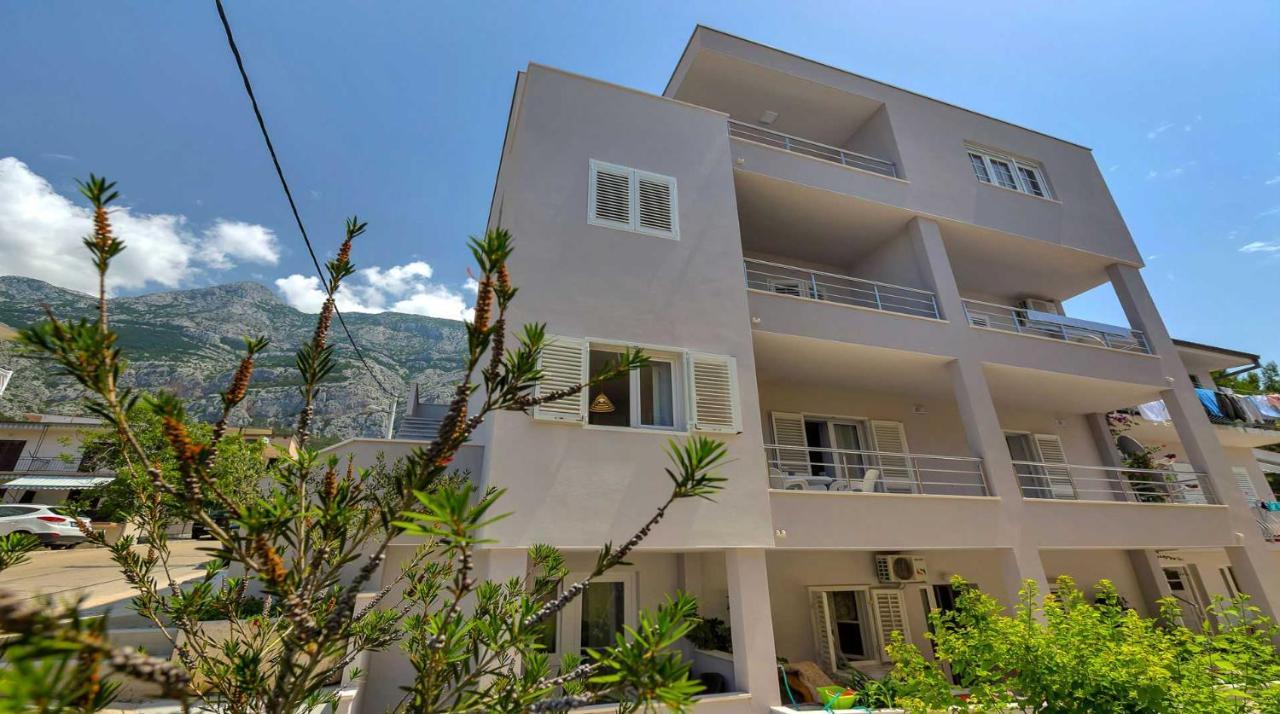 Apartment Bili-Sea View Apartment In The Center Makarska Bagian luar foto